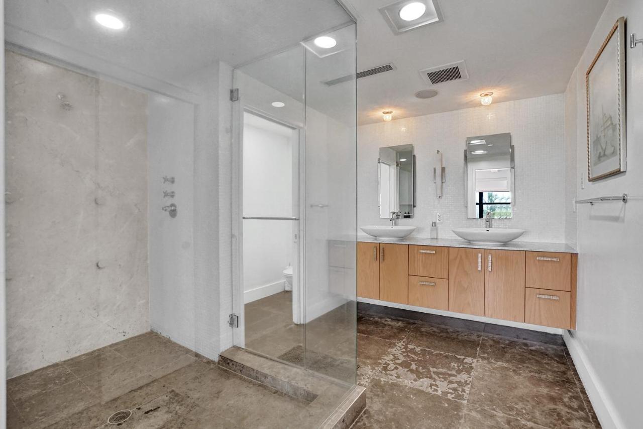 Amazing Two Bedroom Apartments Ocean View- Miami Beach Extérieur photo